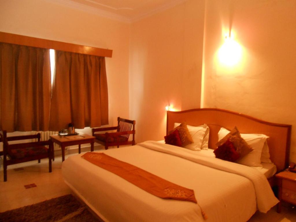 Hotel Siddharth Varanasi Exterior photo